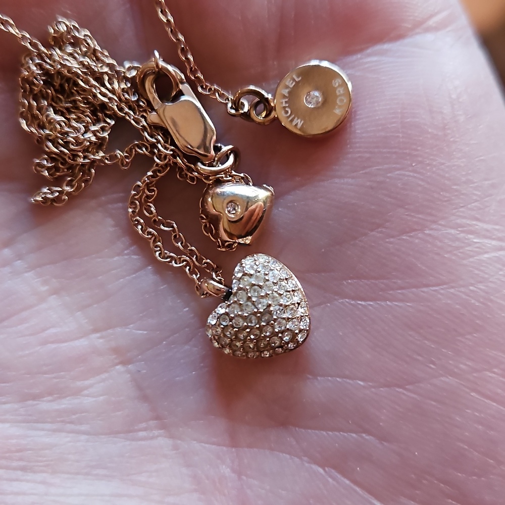 Michael Kors Gold Heart Pendant Necklace - Picture 8 of 8